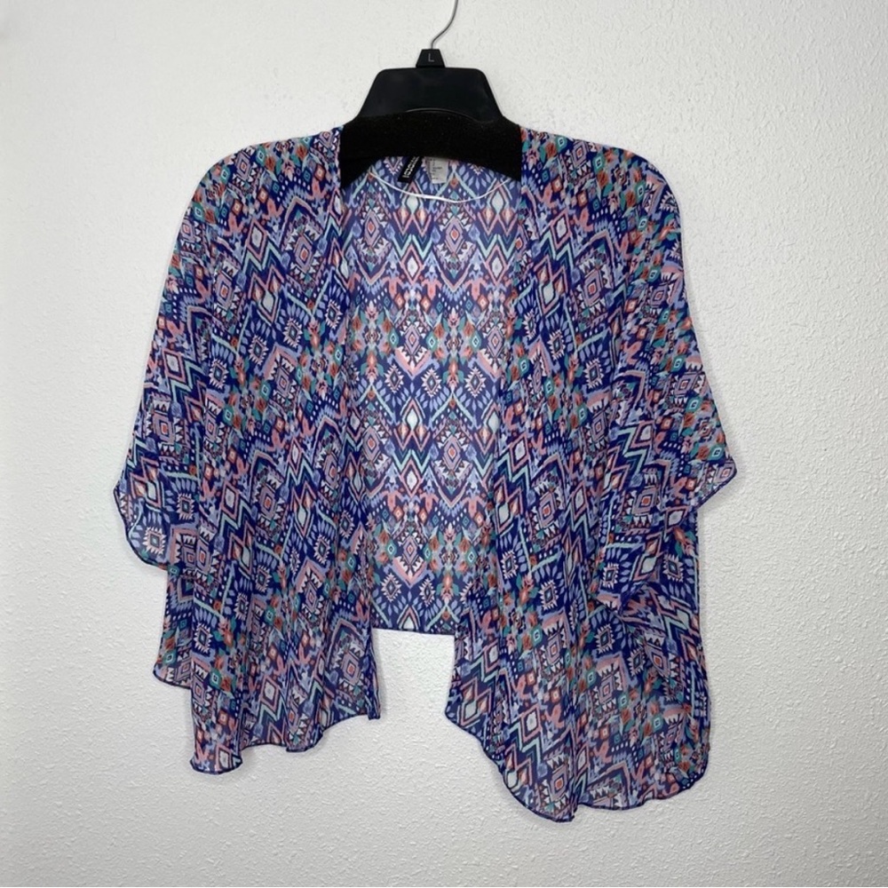 H&M Divided Colorful Printed Lightweight semi Crop short sleeve Kimono size S